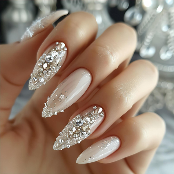 225-nail-1-1-squa-cc-beige-white