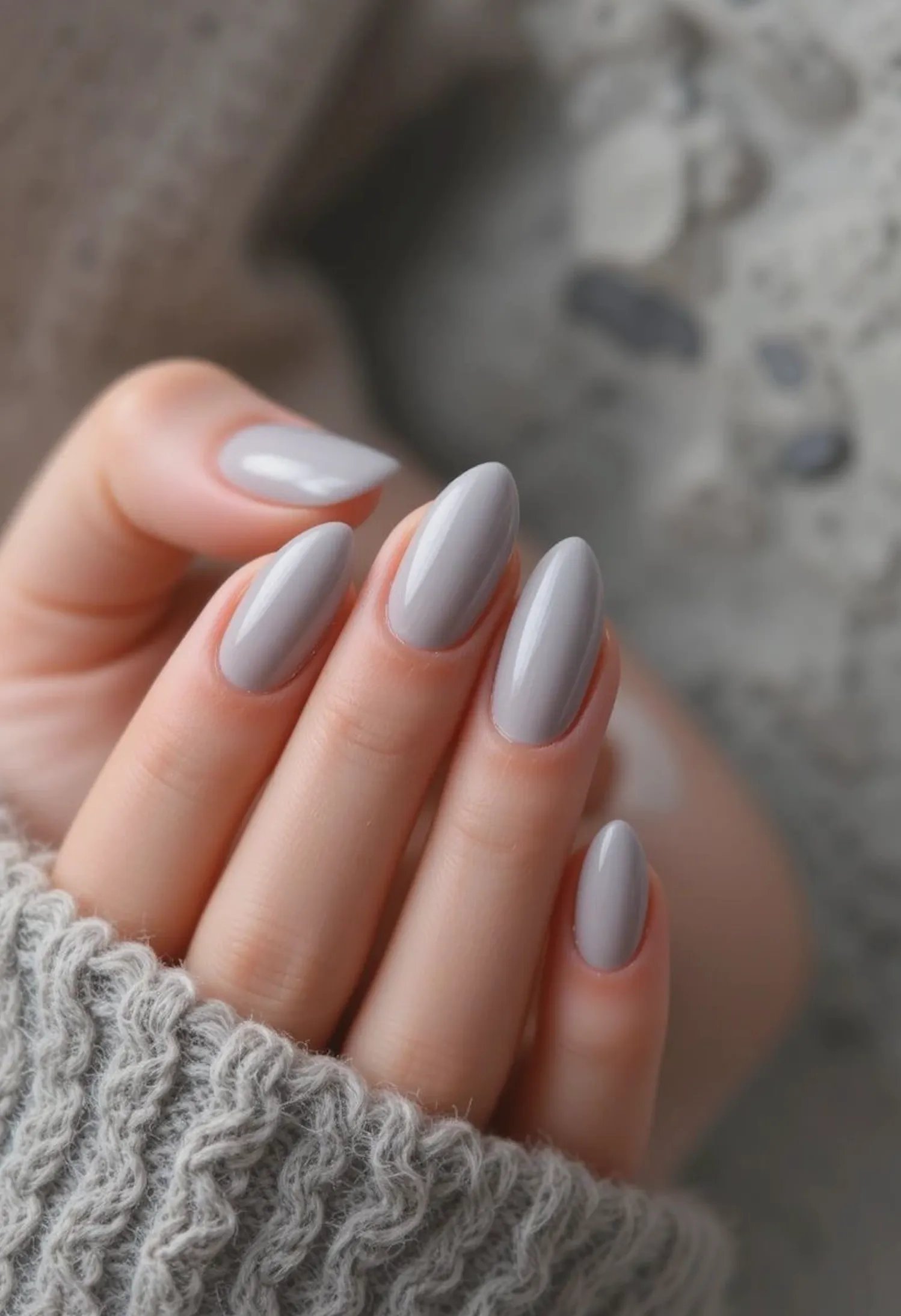 337-nail-1-1-verti-cc-gray-beige