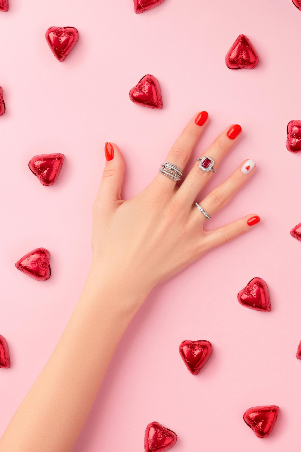 465-nail-1-1-verti-cc-pink-red